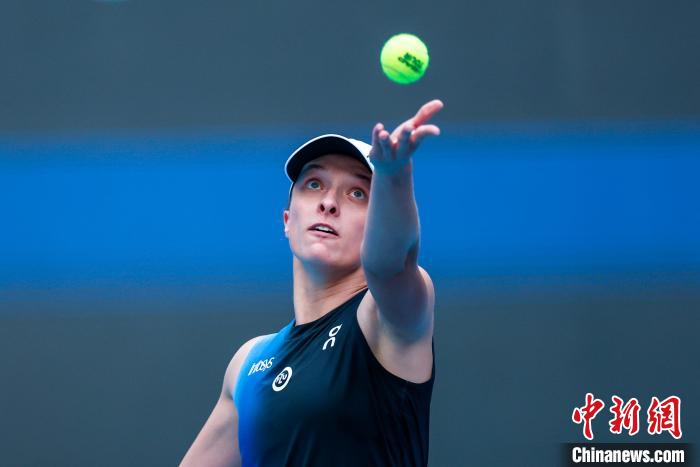 斯瓦泰克力克高芙挺进决赛 萨姆索诺娃爆冷击败