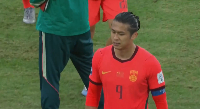 国足力克世界杯新军库拉索 陈达毅表现低迷引争