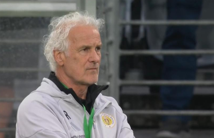 国足力克世界杯新军库拉索 陈达毅表现低迷引争