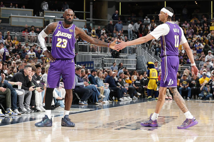 湖人三月强势登顶西部第三 东契奇暴走詹皇让权