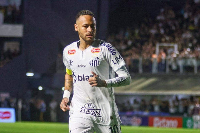 内马尔回归桑托斯带动俱乐部收入激增70%