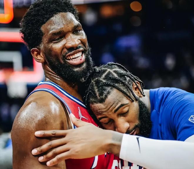 费城76人逆转魔术锁定季后赛席位 庄神14+10+3帽成