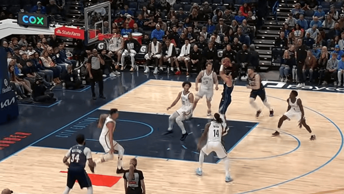 雷霆耐心等待麦凯恩复苏成关键得分点