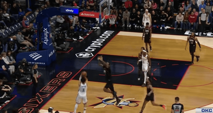 雷霆耐心等待麦凯恩复苏成关键得分点